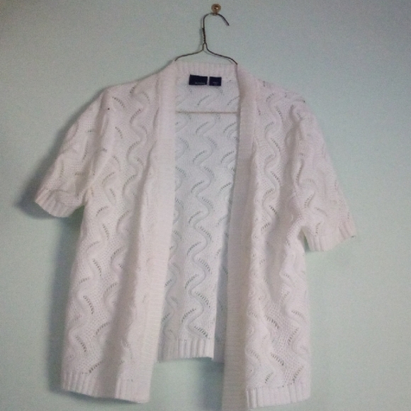 Basic Editions White Open-Front Sweater - Picture 1 of 4